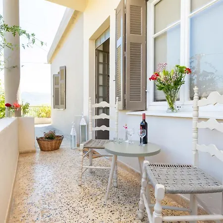 πλήρως ανακαινισμένη μονοκατοικία. Chania (Crete)