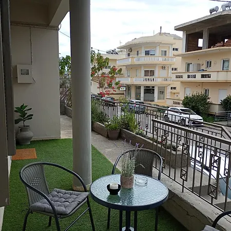 πλήρως ανακαινισμένη μονοκατοικία. Chania (Crete)