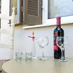πλήρως ανακαινισμένη μονοκατοικία. Ferienhaus