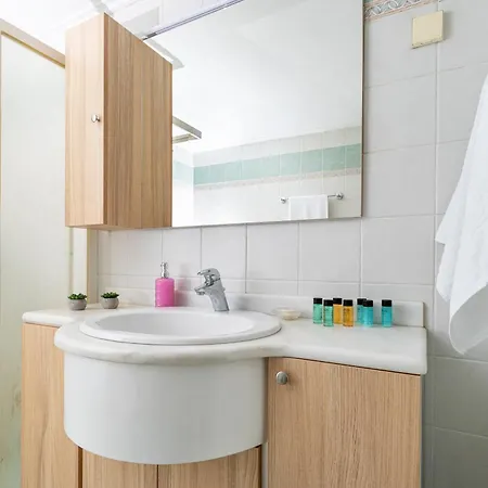 Feriehus πλήρως ανακαινισμένη μονοκατοικία. *