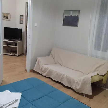 πλήρως ανακαινισμένη μονοκατοικία. Holiday home Chania (Crete)