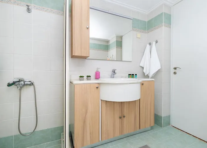 πλήρως ανακαινισμένη μονοκατοικία. * Chania (Crete)