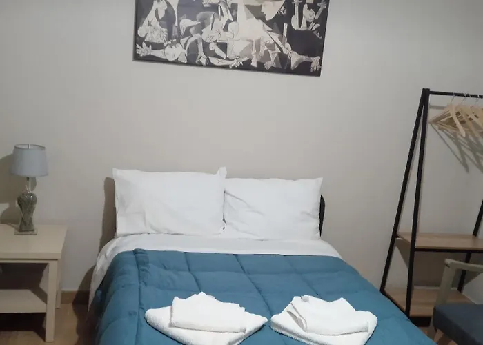 πλήρως ανακαινισμένη μονοκατοικία.